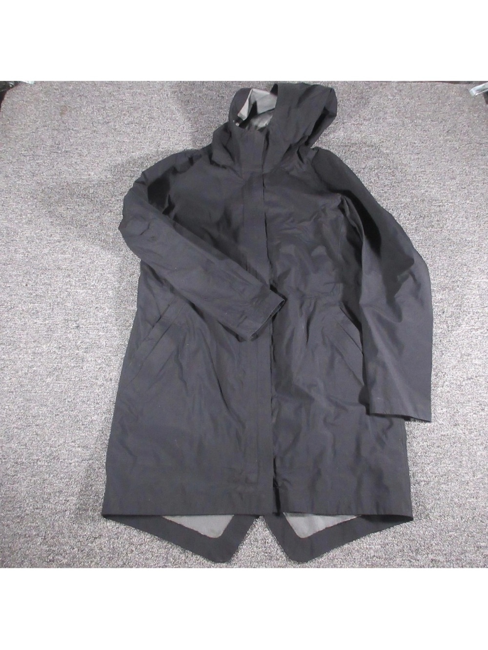 Womens lululemon black raincoat Hooded- Lightweight trench Jacket rain haven